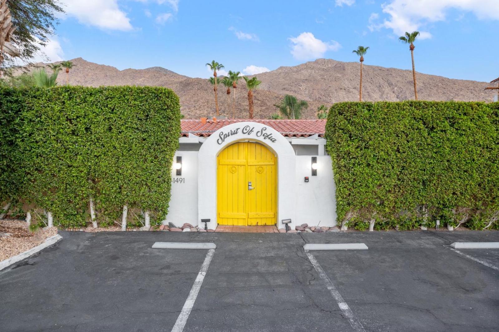 Spirit Of Sofia Hotel Palm Springs Exterior photo