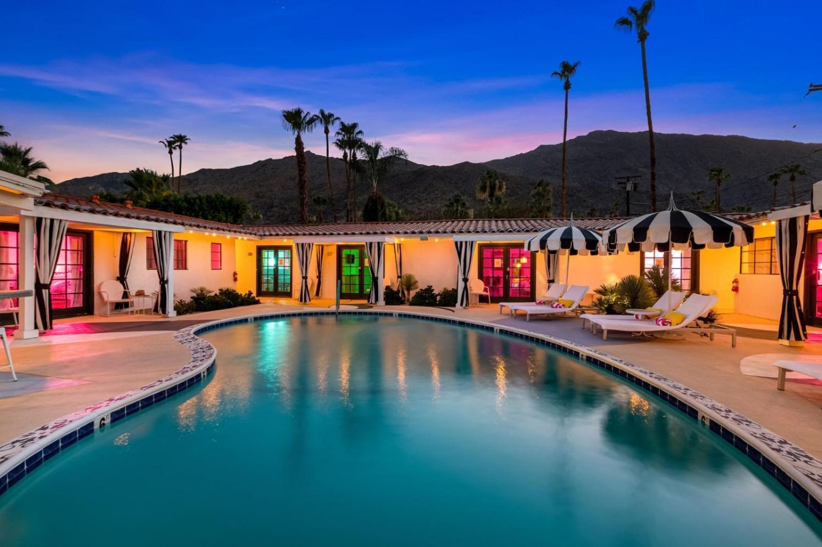 Spirit Of Sofia Hotel Palm Springs Exterior photo